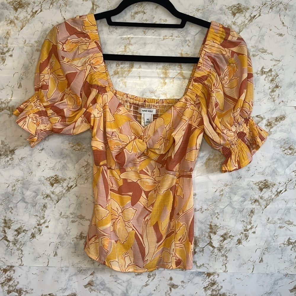 Nine West Floral Puff Sleeve Top l SIZE XS - Picture 3 of 12